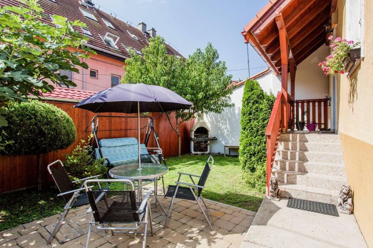 Luca Holiday Hous Budaörs Exterior foto